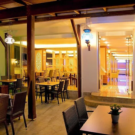 奥巴时代酒店